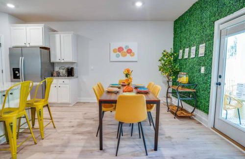 Tallahassee Casa | Citrus Cottage: Comfy - Hwy 10 - Peaceful Retreat