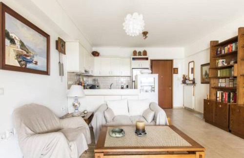 Amarousion Apartamento | City apartment Mall center