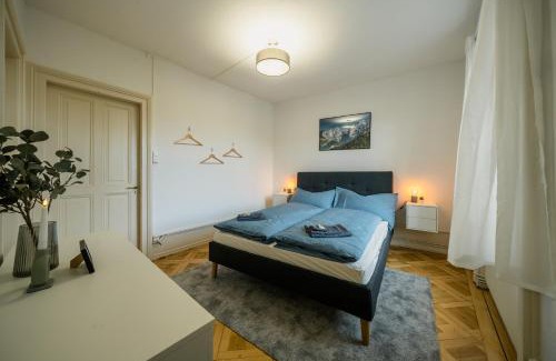 Biel Apartamento | City Apartment with Rooftop Terrace