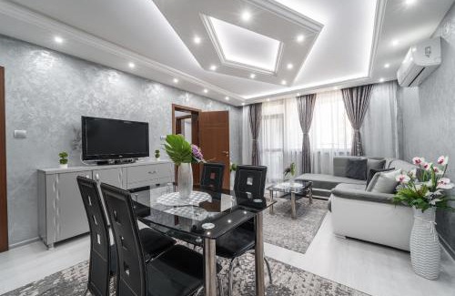 Lyaskovo Apartamento | City Apartments - a brand new luxury & comfy.