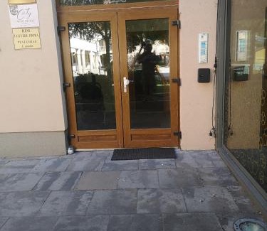 Dabas Apartamento | City Apartments Dabas