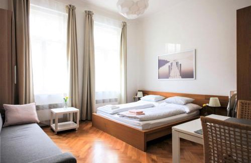 Prague 6 Apartamento | City Castle Aparthotel
