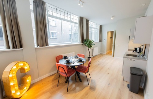 Centrum Villa | City Center 3BDR Apartment WS