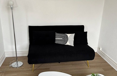 Nevers Apartamento | City center and park view