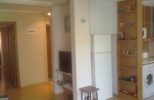Sabayil Apartamento | Apartamento en el centro de la ciudad cerca de la ciudad vieja y la fuente sq.