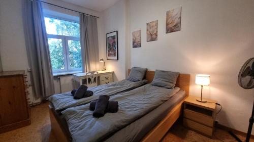 Kesklinn Apartamento | City center, High ceilings, 75m2 2BR Free parking