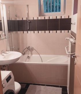 Maribor Apartamento | city center park view appartment