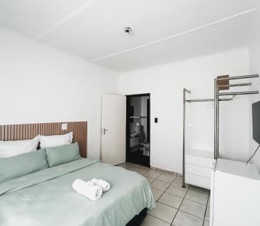 Windhoek West Casa | City Central Self-catering