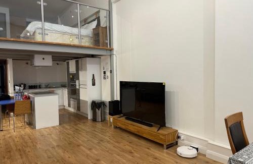 Nottingham City Centre Apartamento | City Centre 3 bedrooms apartment with parking