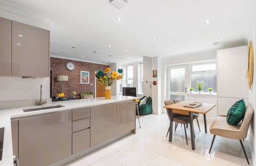 High Wycombe Apartamento | Vida en la ciudad (4-6 personas), apartamento acogedor y confortable.