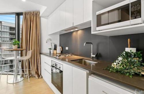 South Brisbane Apartamento | City Chic Living w Sunset Views 2BD1 Studio Apt