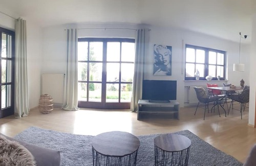 Deggendorf Apartamento | City-close oasis in the green