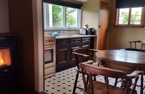 Sydenham Casa | City Cottage 55