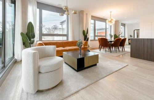 Ville Haute Apartamento | City Elegance in Historic Ville-Haute