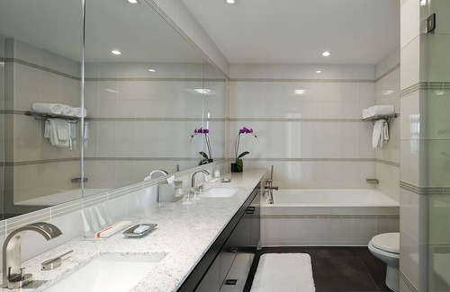 Rose Hill Hotel | City Escape in Midtown Manhattan! 2 Modern & Spacious Units w/ City View