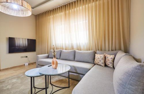 Belvedere Apartamento | City Escape Modern 1-Bed Near Casa Voyageurs