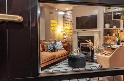 Waterford Casa | City Escape Waterford City Sleeps 6