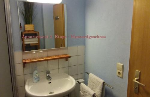 Outer Neustadt Apartamento | City-Ferienwohnungen-Dresden - zentral gelegen im Haus Louisenstrasse 11 - Dresden-Neustadt