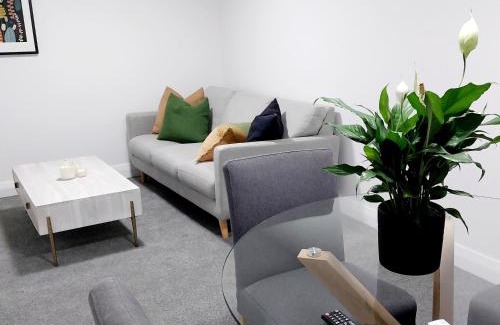 Wellington Apartamento | City Fringe Apartment with garage