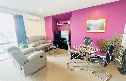 Phillipstown Casa | City Fringe Private Room - Your Urban Escape!