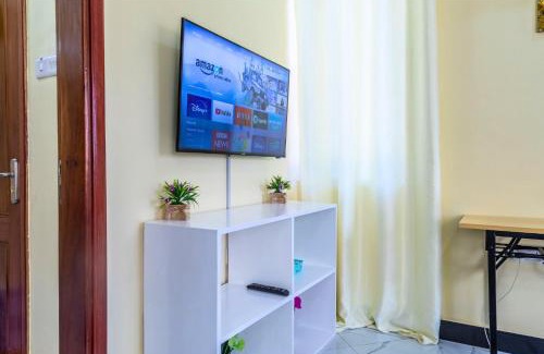 Dar es Salaam Apartamento | City Gem Near Tanzanite Bridge!