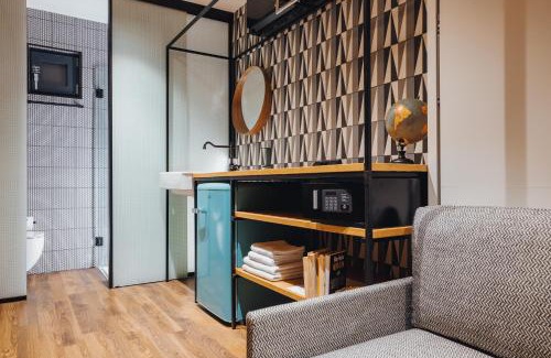 Siska District Otro | City Glamping by ONE66 Hotel