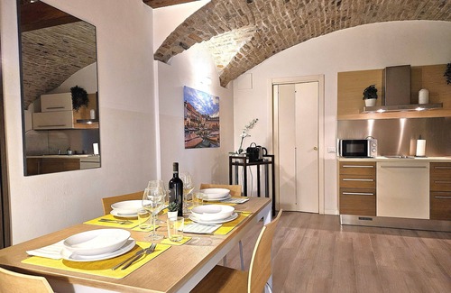 Desenzano del Garda City Centre Apartamento | City Heart Cozy apartment In old town Desenzano