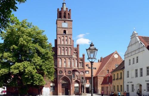 Brandenburg an der Havel Hotel | City Hotel-Pension Brandenburg