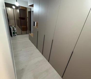 Bacau Apartamento | City Lake Bacau