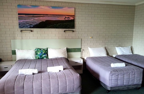 Tweed Heads South Hotel | City Lights Motel