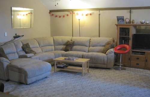 Syracuse Apartamento | City Living Close To Every thing. Hospitals/ Airport /State Fair /SU/ Downtown