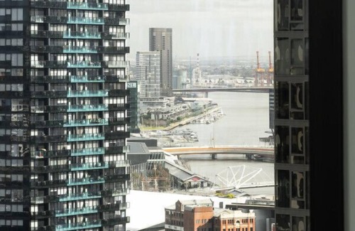 Southbank Apartamento | City Lookout with Amenities
