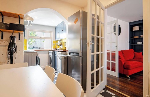 Donnybrook Casa | City Mews in Donnybrook Village D4 3 Beds