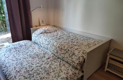 Suedstadt Apartamento | City Nest - Große gemütliche Ferienwohnung mit Terrasse, zentral gelegen, für Paare, Familien und Hunde!