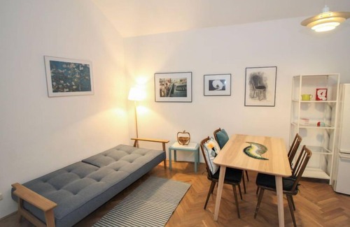 Wieden Apartamento | City Oase Garden by Interhome