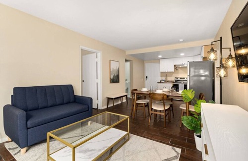 Willmore Apartamento | City Parking Spot Close to Disneyland