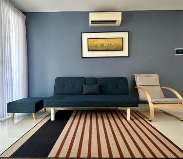 Surabaya Casa | City side retreat Adelaide house