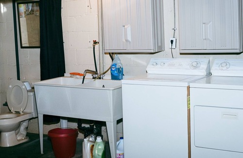 Penn Hills Casa | City Side Seclusion Pittsburgh