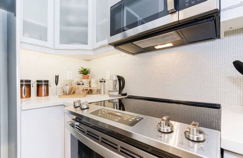 Downtown Kansas City Apartamento | City Sky II |King Bed Apt |DT KC |No Cleaning Fee