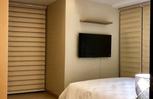 Bagumbayan Apartamento | 1BR Condo At One Eastwood Avenue Tower 2, Eastwood City, Quezon City, Manila, Philippines