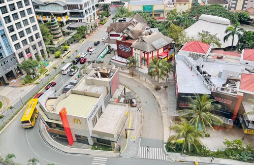 Bagumbayan Apartamento | 1BR Condo At One Eastwood Avenue Tower 2, Eastwood City, Quezon City, Manila, Philippines