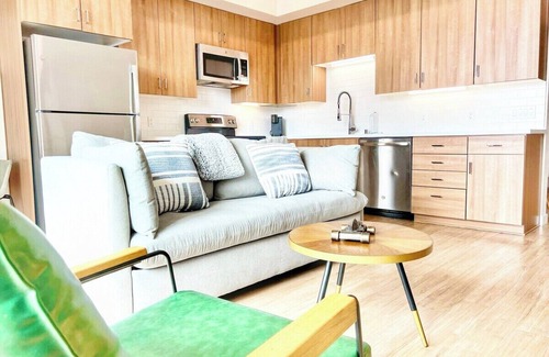East Village Apartamento | City View Apartment in Downtown!