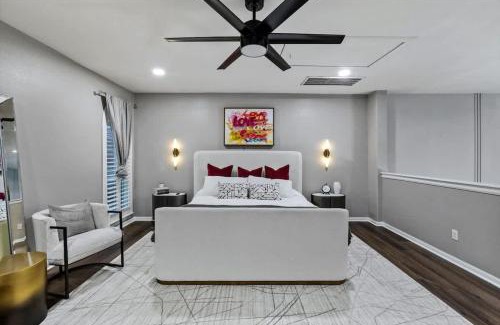 East Downtown Houston Casa | City Views Apartment - Near Minute Maid Park & Toyota Center