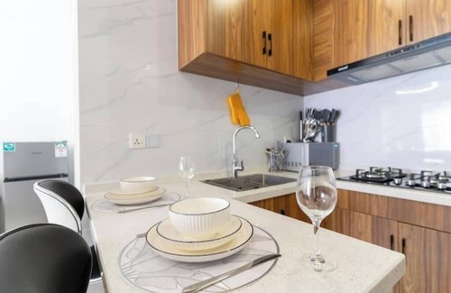 Ngara Apartamento | City Views Infinity Pool Netflix Gym & Cafè