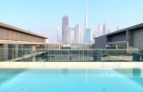 Al Wasl Apartamento | City Walk 1BR, Stunning Burj Khalifa View