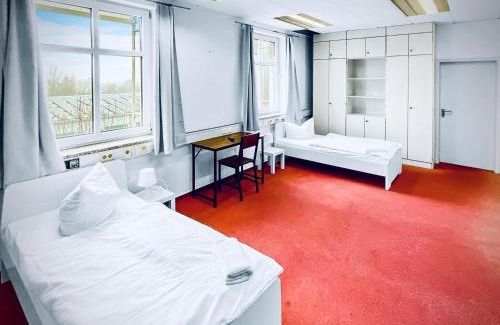 Burbach Apartamento | CityChalet Business Apartments - Workers welcome! - Free Parking - Fast WIFI - Smart TV - WM