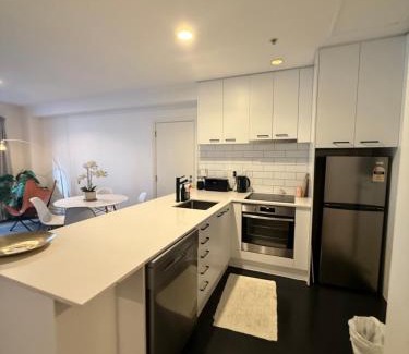 Northcote Apartamento | Citylife getaway Pool Gym SKB