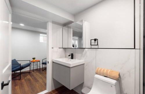 North Bergen Casa | CityLine Group Stay | Near NYC | Private Parking