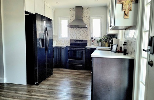 Pawtucket Apartamento | Cityline suite Three miles to PC, RIC, BROWN, JWU, &RISD