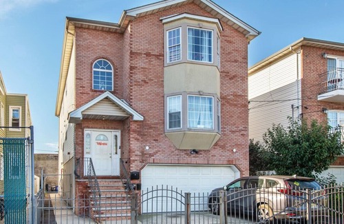 Ironbound District Apartamento | Spacious 3 Bedroom Apartment Mins to EWR and NYC